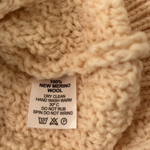 Original Aran Merino Wool Sweater From Ireland - Picture 3 of 3